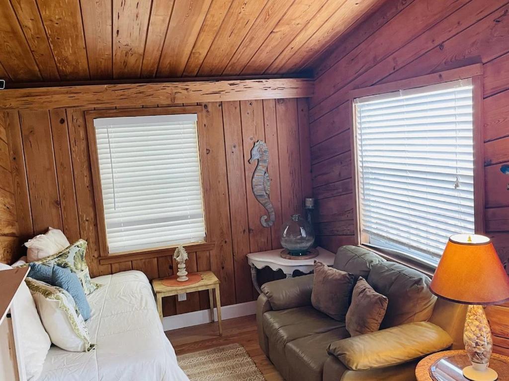 Comfy Beach House On Веро Бийч Екстериор снимка