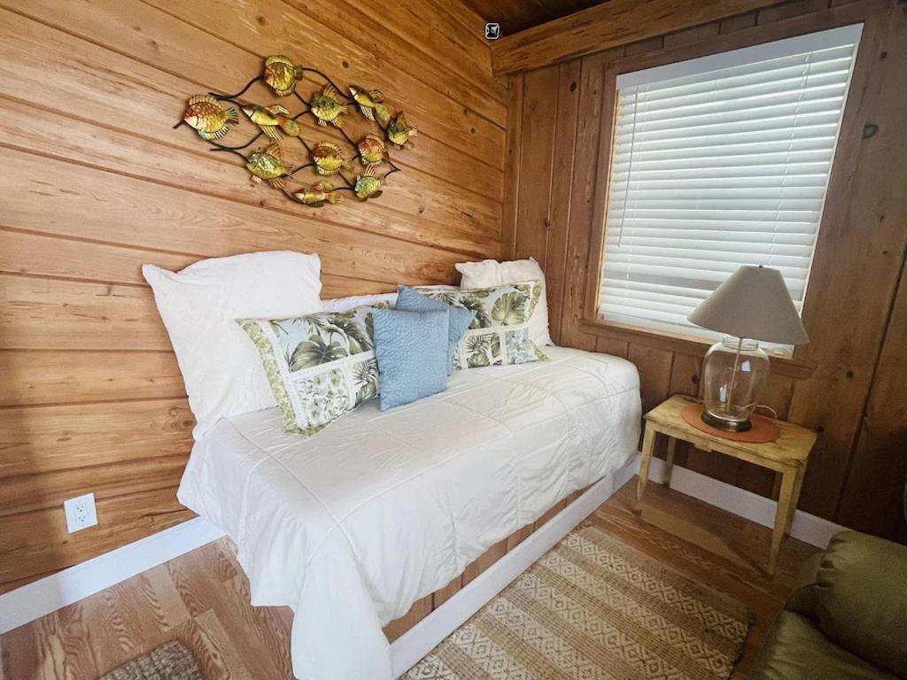Comfy Beach House On Веро Бийч Екстериор снимка